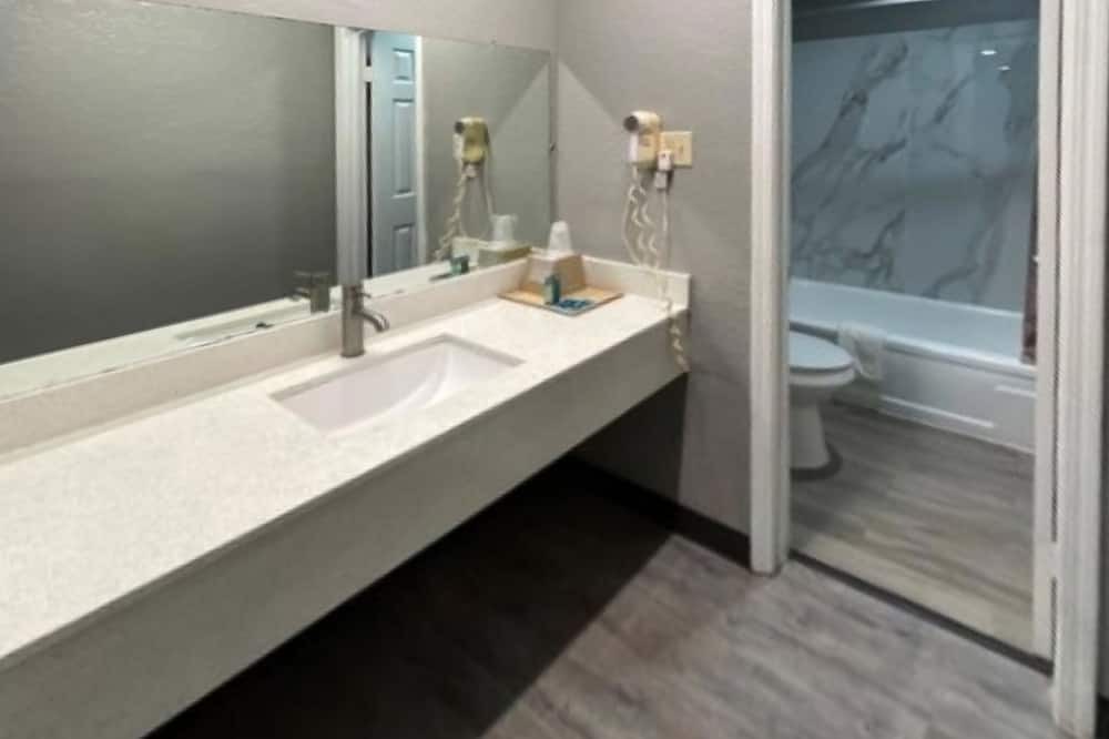 Photo of Bathroom in Waldron