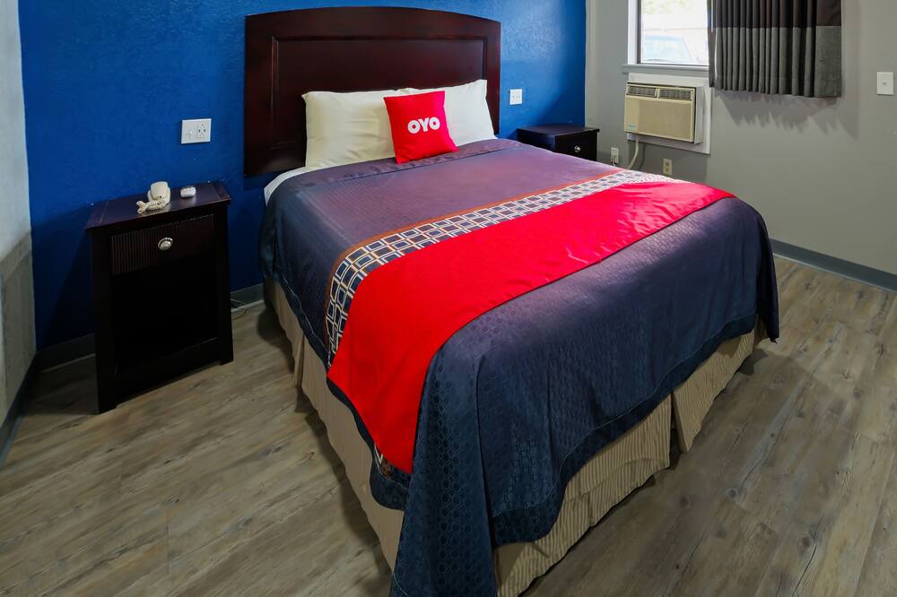 Photo of Bedroom in Waldron