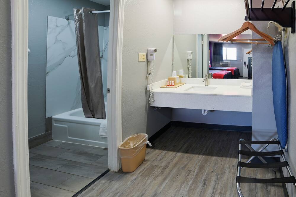 Photo of Bathroom in Waldron