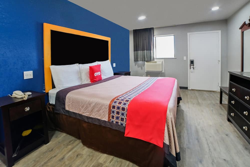 Photo of Bedroom in Waldron