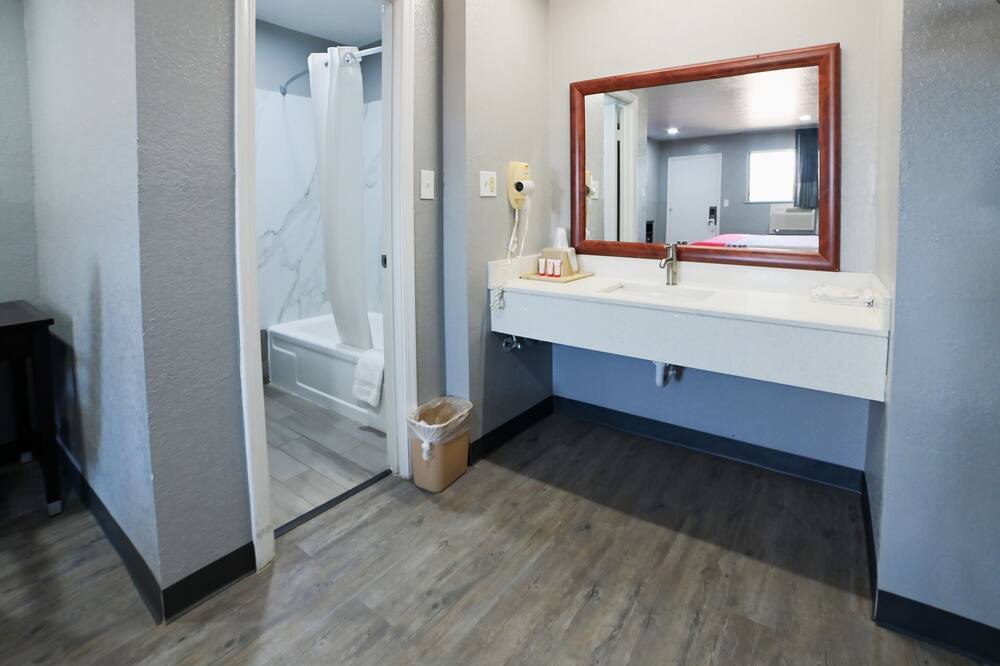 Photo of Bathroom in Waldron