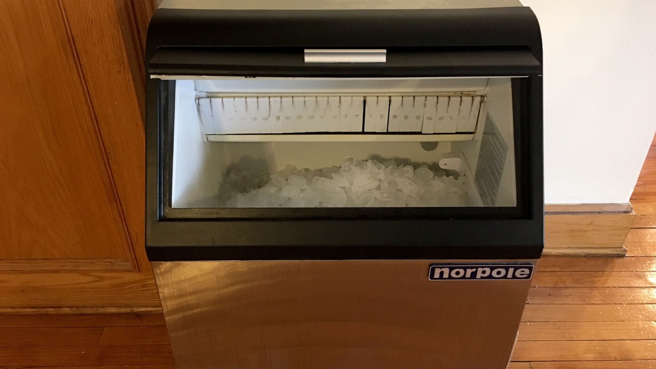 Photo of Others in Wall