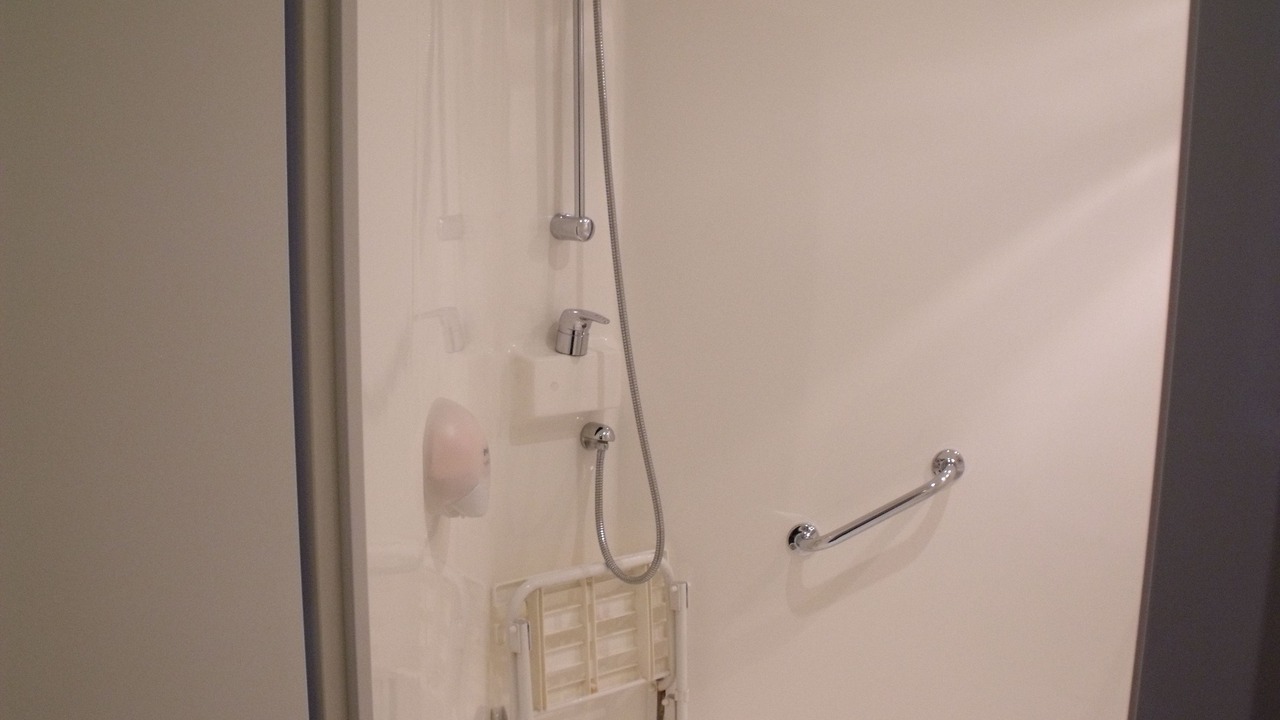 Photo of Bathroom in Moneteau