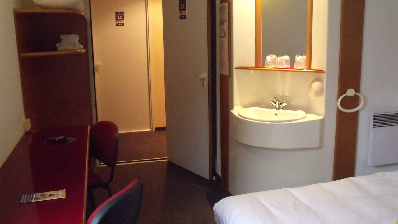 Photo of Bedroom in Moneteau