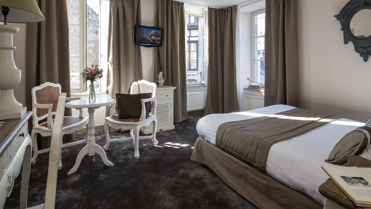 Photo of Bedroom in Dinan