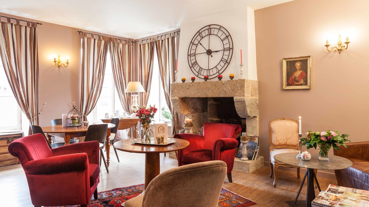 Photo of Others in Dinan