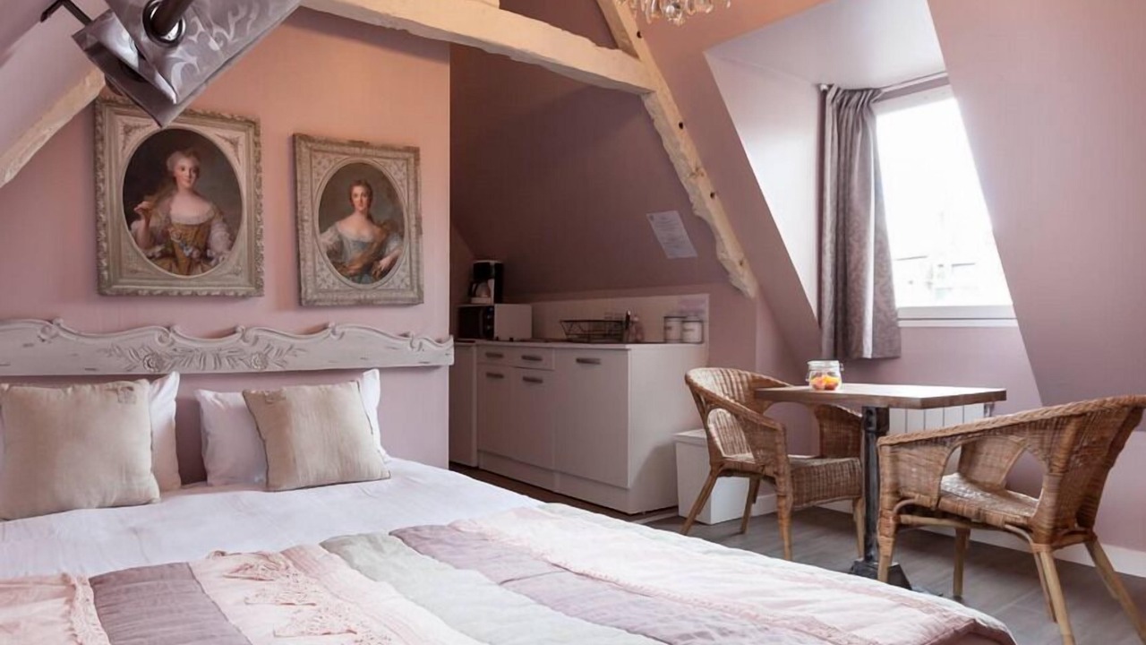 Photo of Others in Dinan