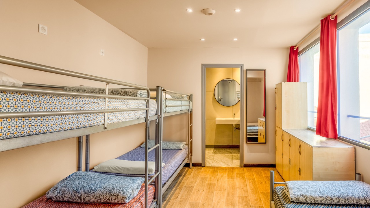 Photo of Bedroom in Jean-Medecin