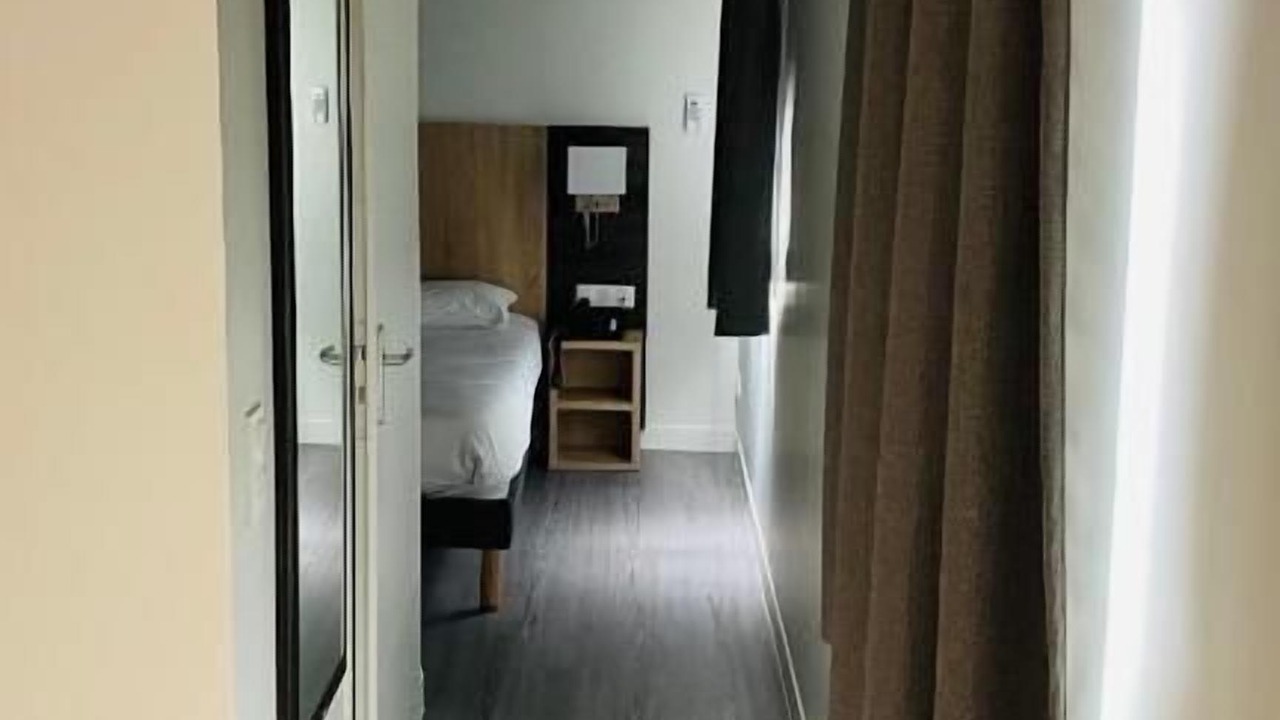 Photo of Bedroom in Grenay