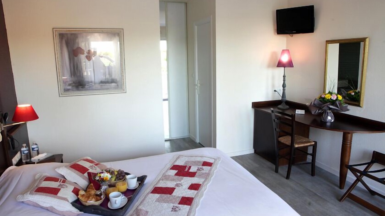 Photo of Bedroom in Chaufour-les-Bonnieres