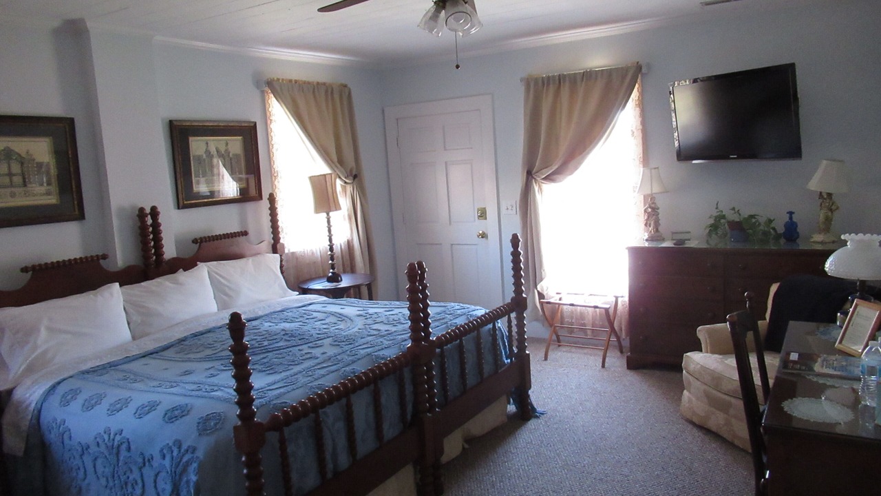 Photo of Bedroom in Rutherfordton
