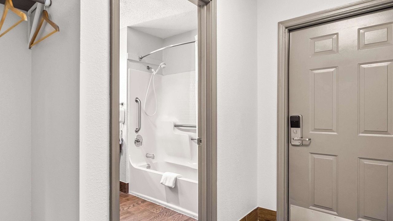 Photo of Bedroom in Cornelia