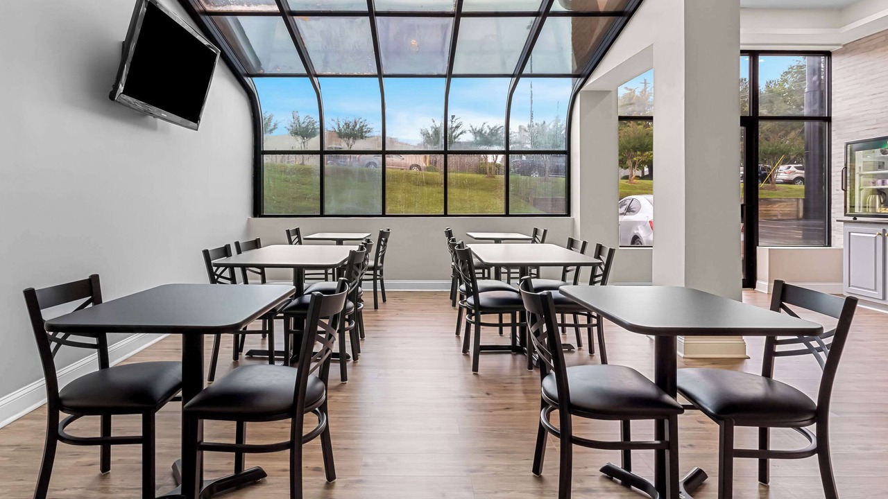 Photo of Others in Cornelia