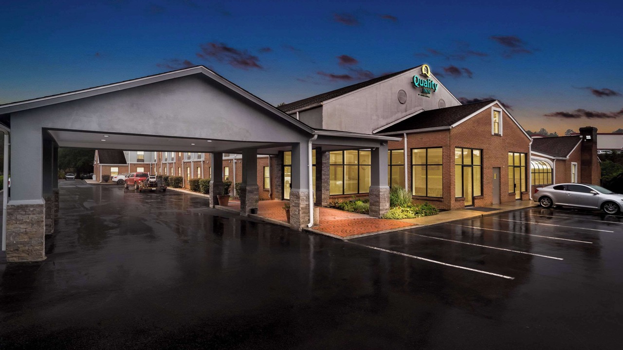 Photo of Others in Cornelia