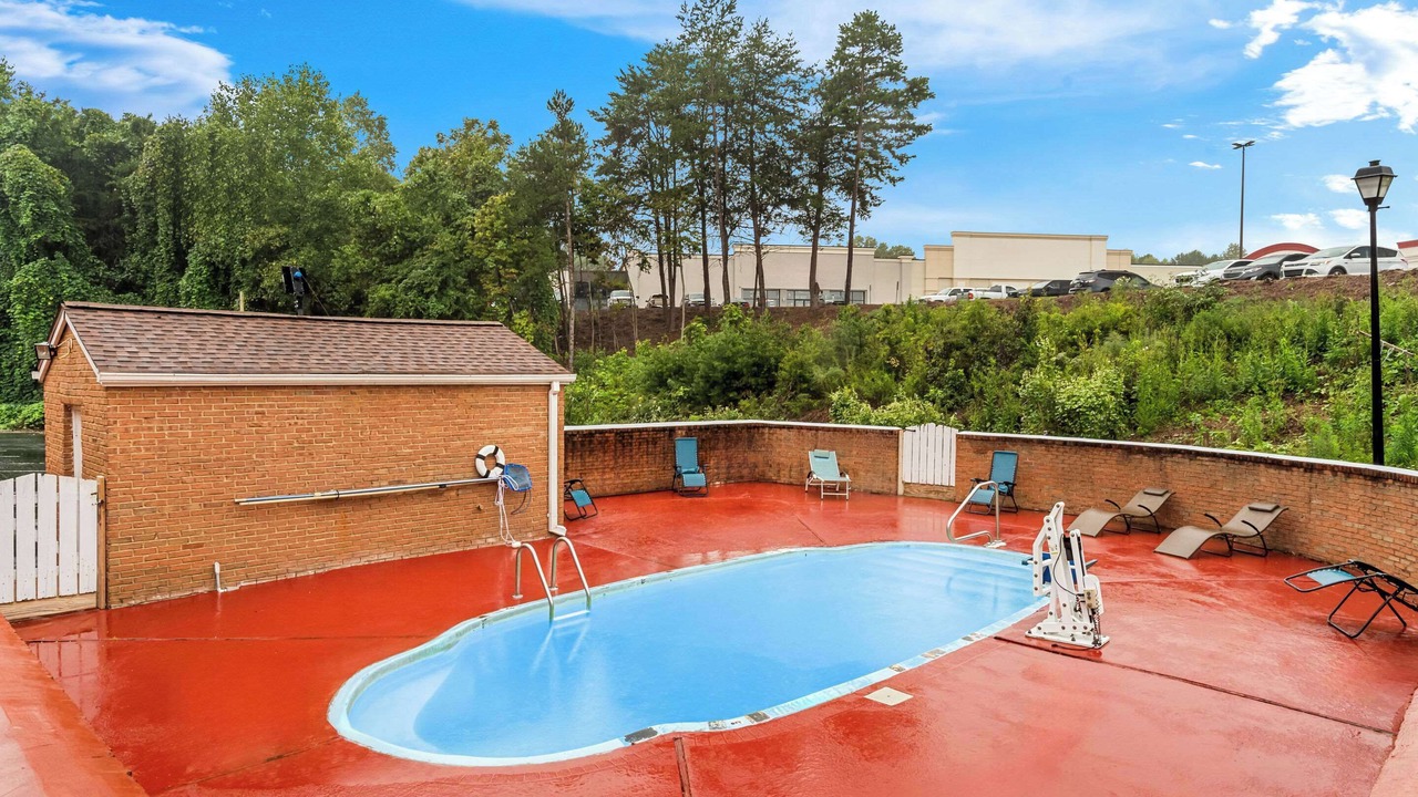 Photo of Outdoor in Cornelia