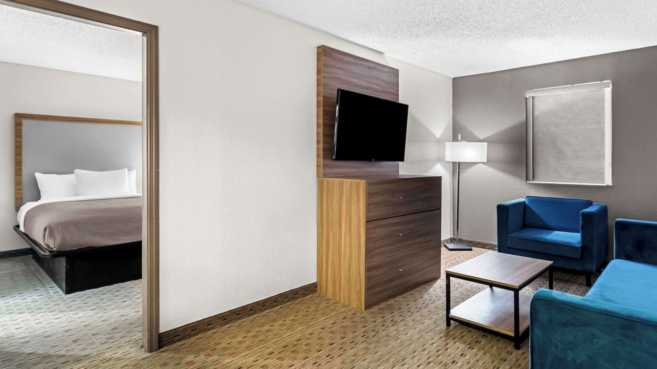 Photo of Others in Cornelia