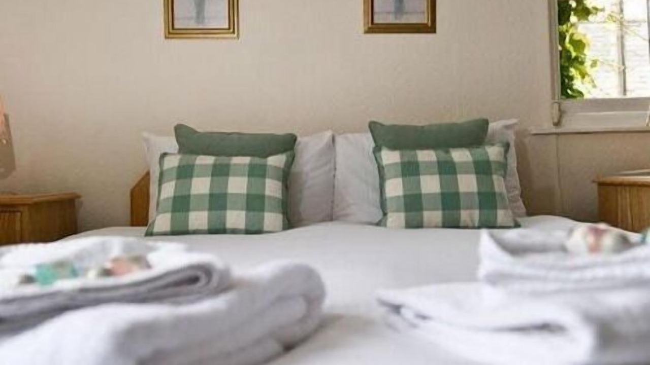 Photo of Bedroom in Aldbury