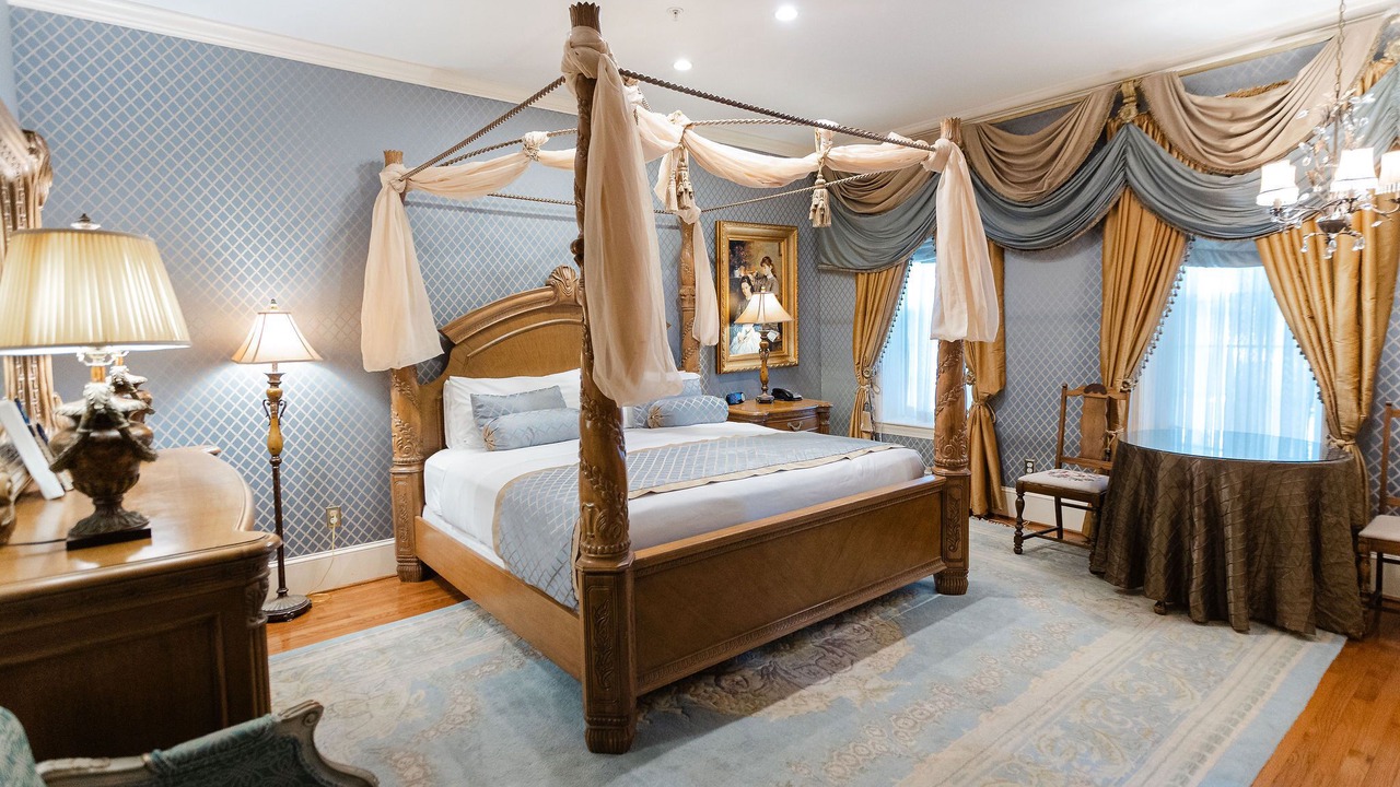 Photo of Bedroom in Downtown Baltimore