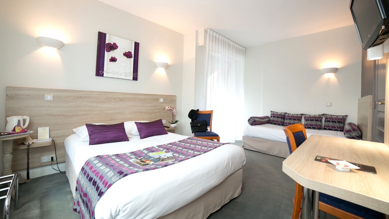 Photo of Bedroom in Doue-la-Fontaine