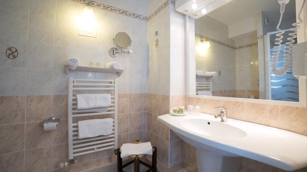 Photo of Others in Doue-la-Fontaine