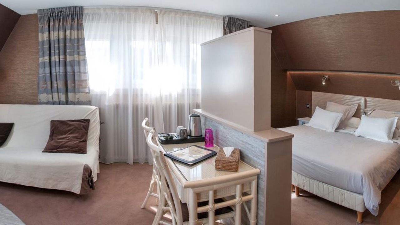 Photo of Bedroom in Vierville-sur-Mer