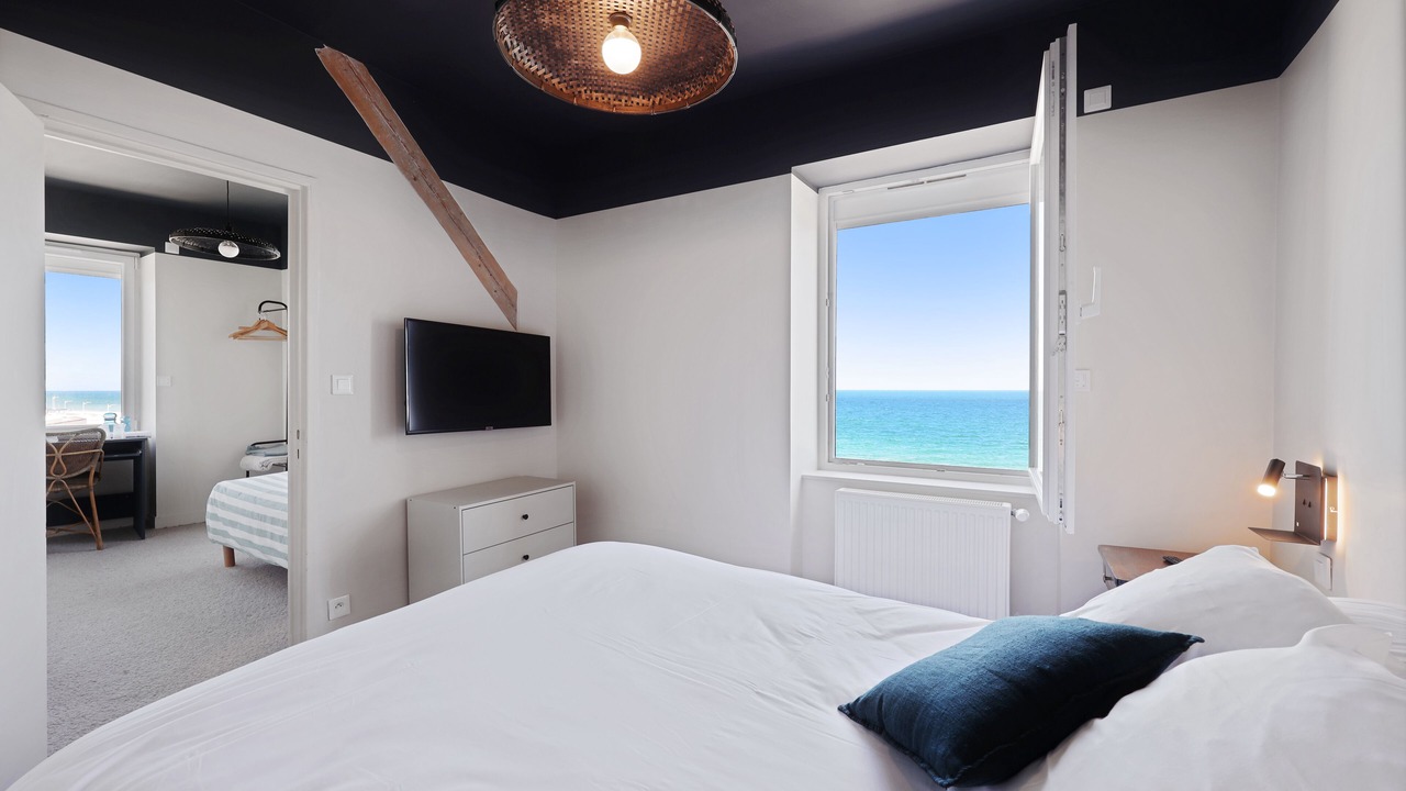 Photo of Bedroom in Luc-sur-Mer