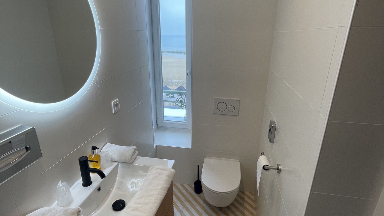 Photo of Bathroom in Luc-sur-Mer