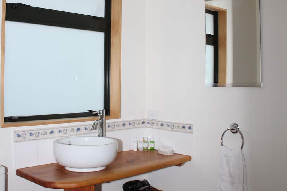 Photo of Bathroom in Port Charles