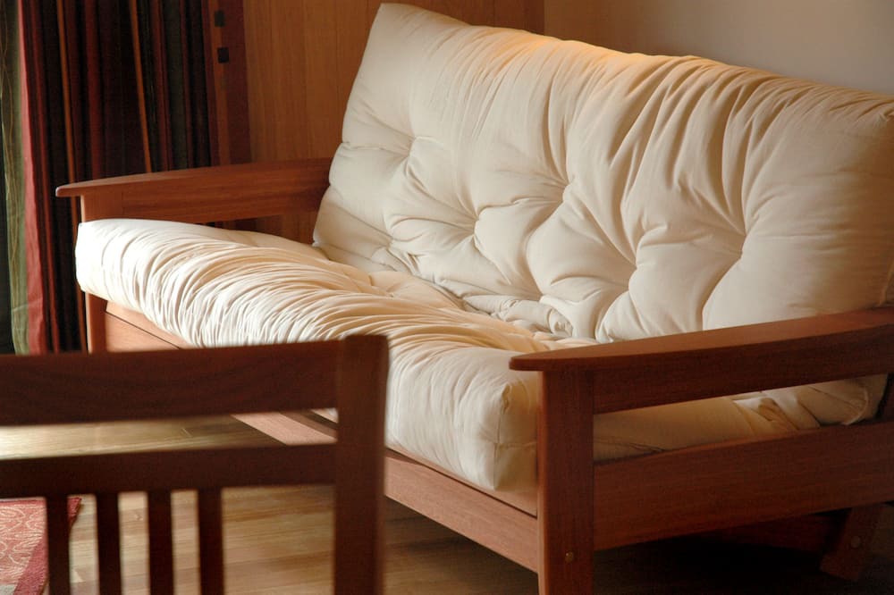 Photo of Livingroom in Port Charles