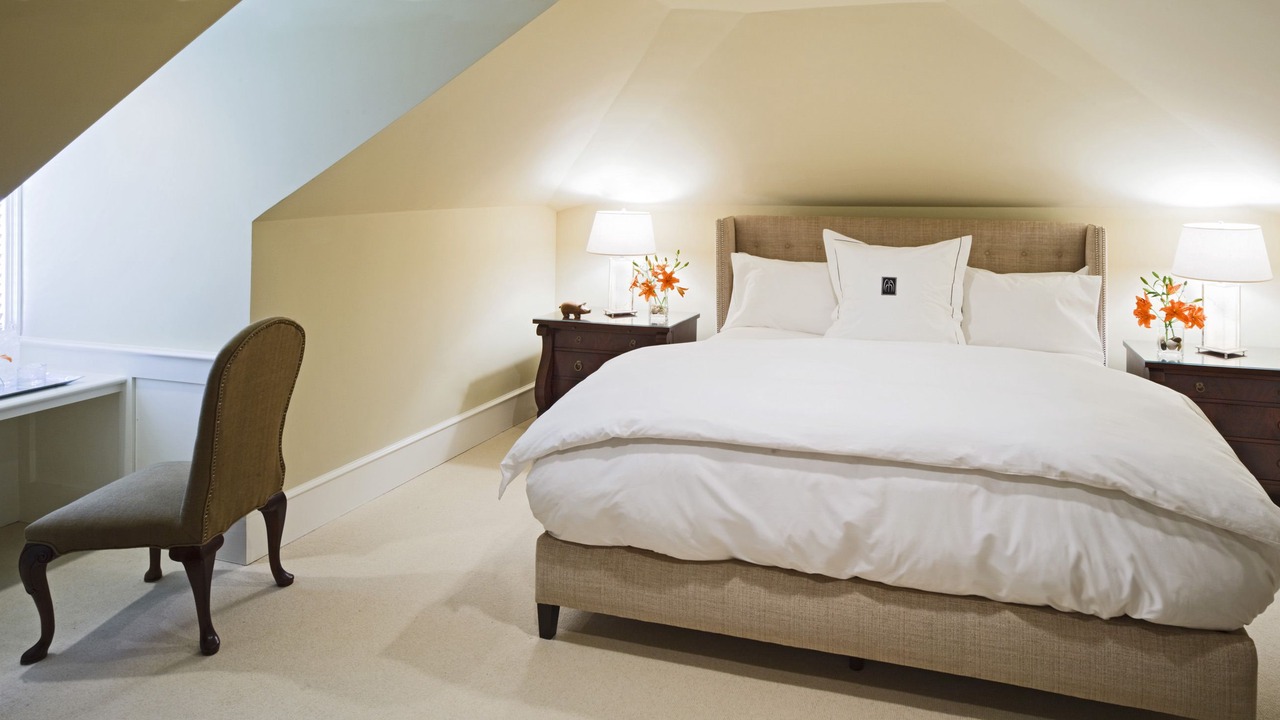 Photo of Bedroom in Orange
