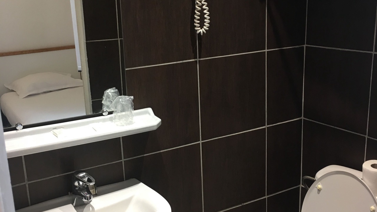 Photo of Bathroom in Arsenal