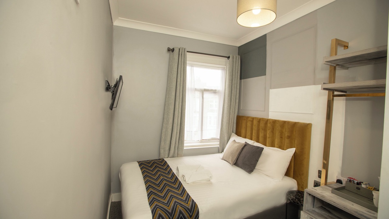 Photo of Bedroom in Addison