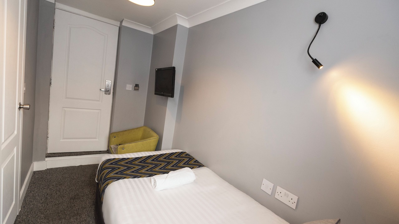 Photo of Bedroom in Addison