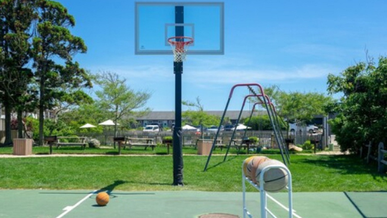 Photo of Others in Montauk