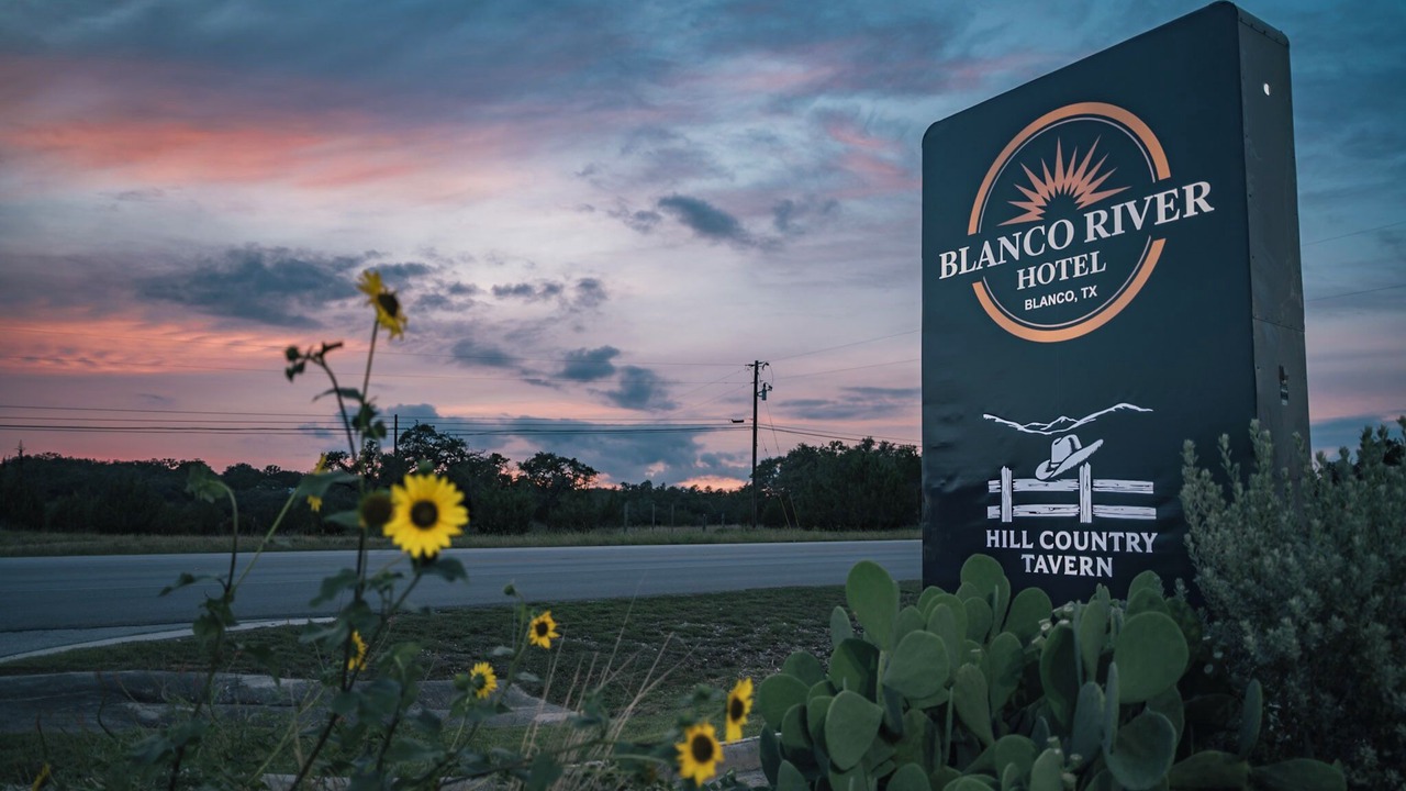 Photo of Others in Blanco
