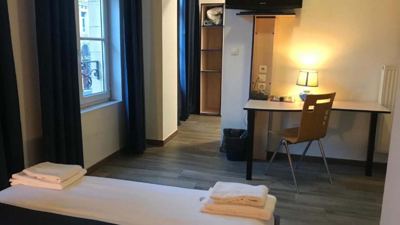 Photo of Bedroom in Charleville-Mezieres