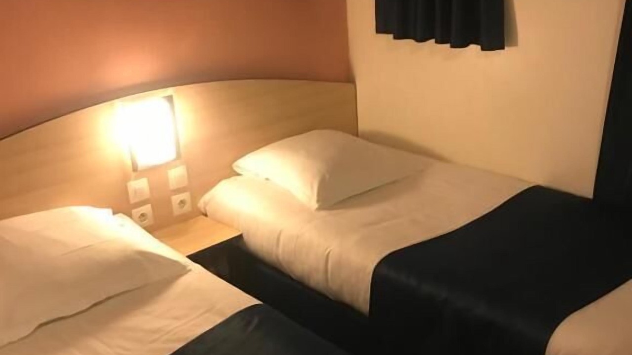 Photo of Bedroom in Charleville-Mezieres