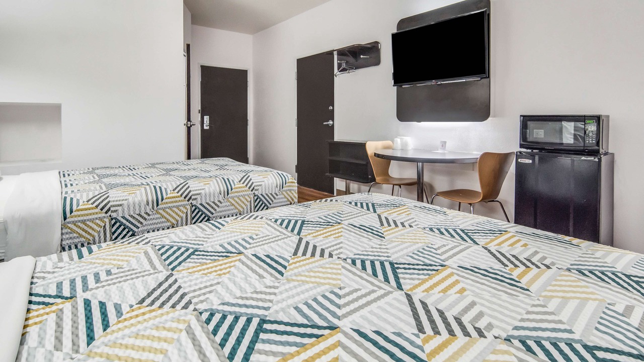 Photo of Bedroom in Cleburne