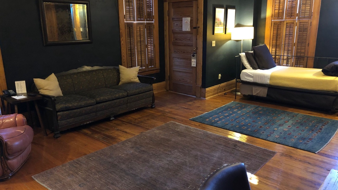Photo of Bedroom in Boonville