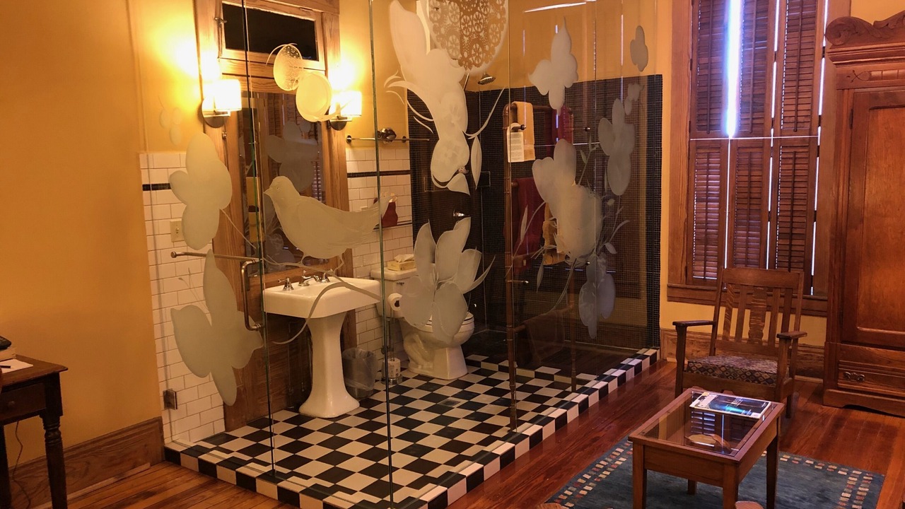 Photo of Bedroom in Boonville