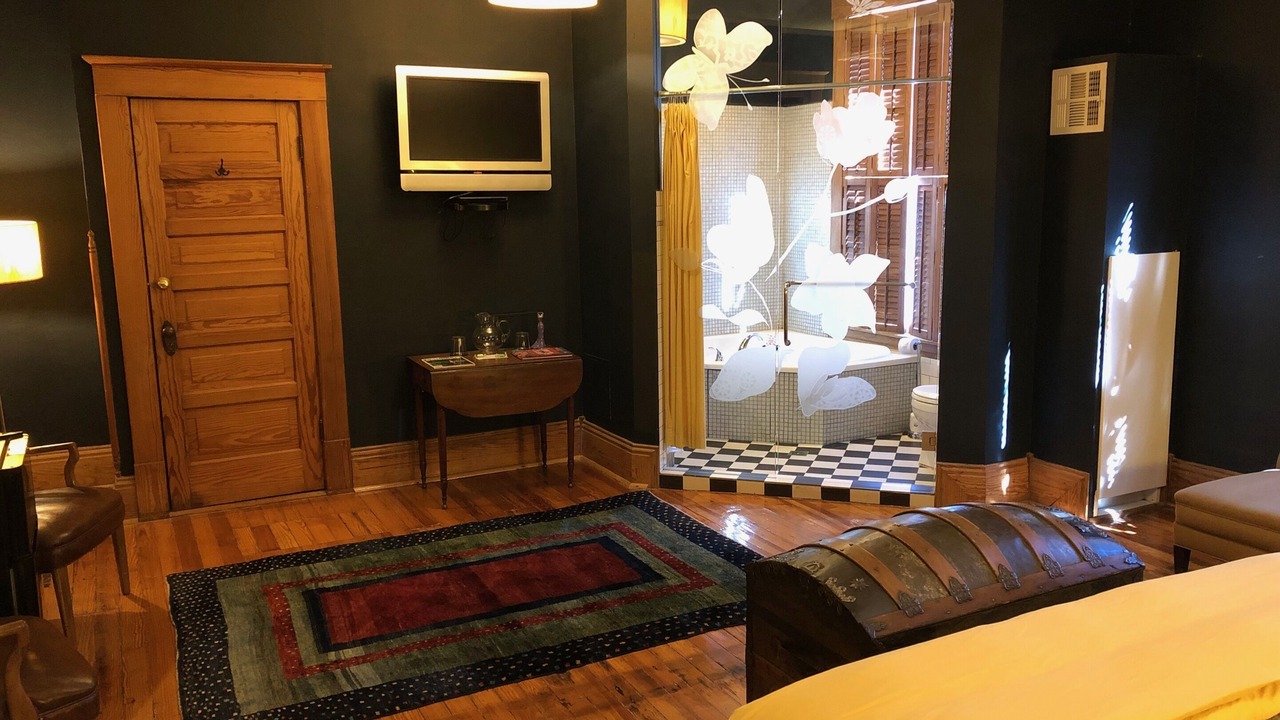 Photo of Bedroom in Boonville