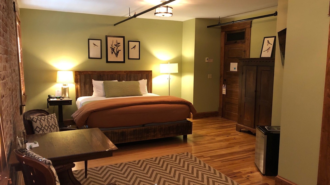 Photo of Bedroom in Boonville