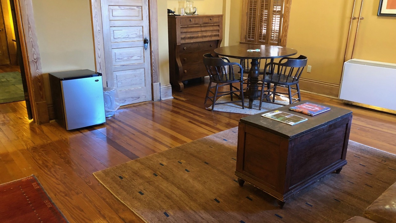 Photo of Bedroom in Boonville