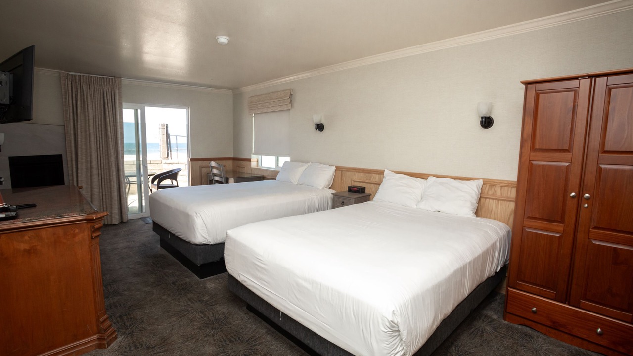 Photo of Bedroom in Pierpont Bay
