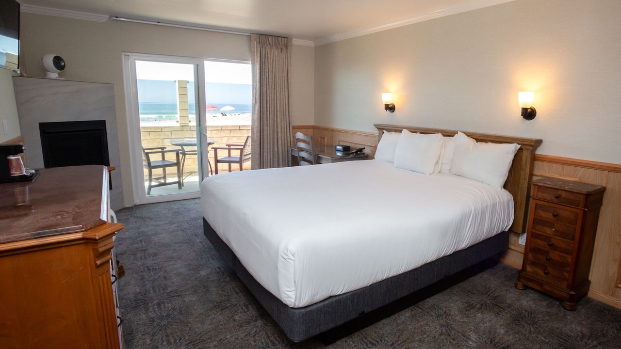 Photo of Bedroom in Pierpont Bay
