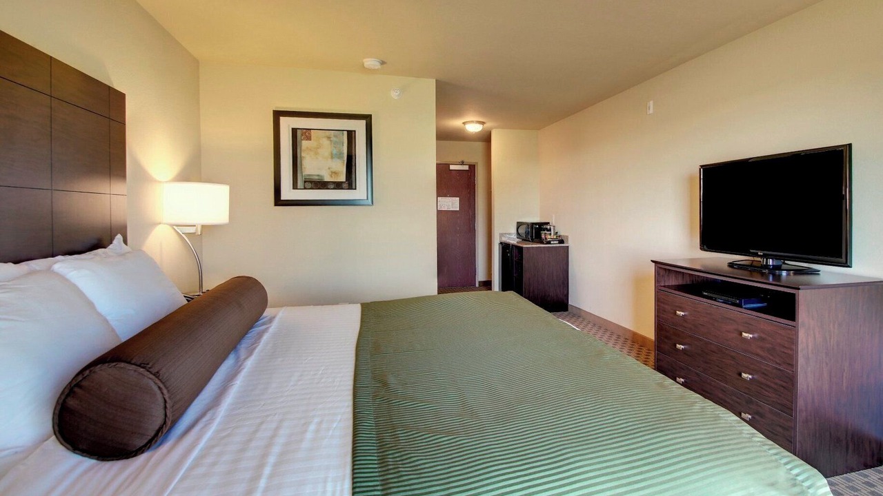 Photo of Bedroom in Bloomfield