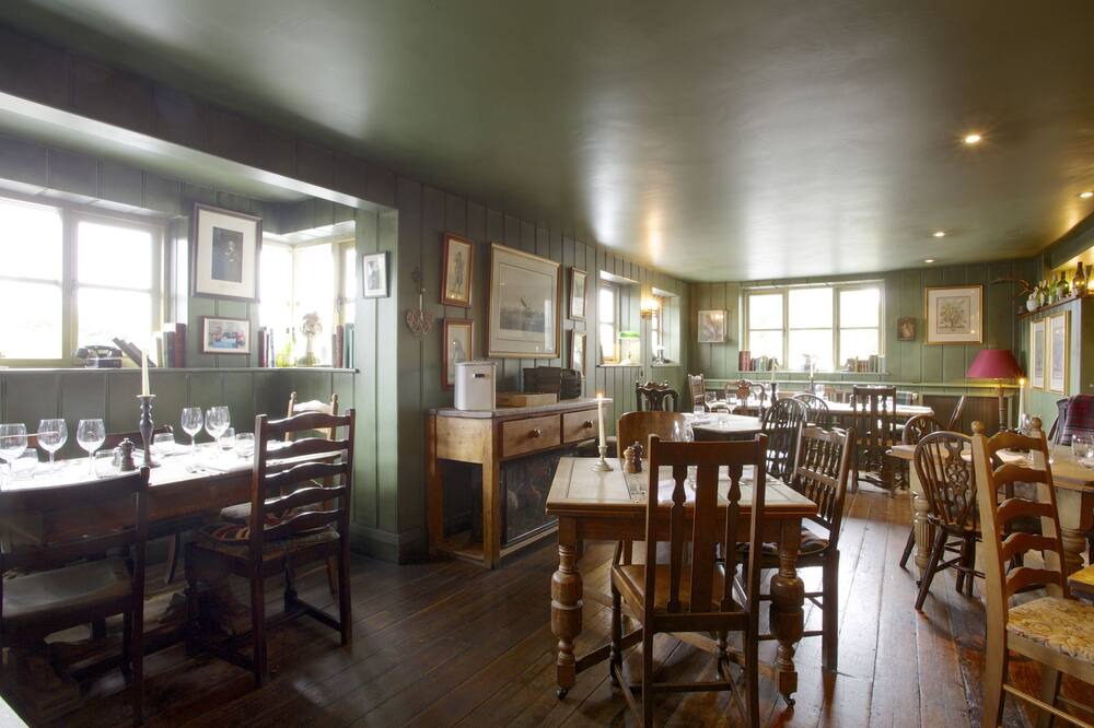 Photo of Others in Lower Froyle