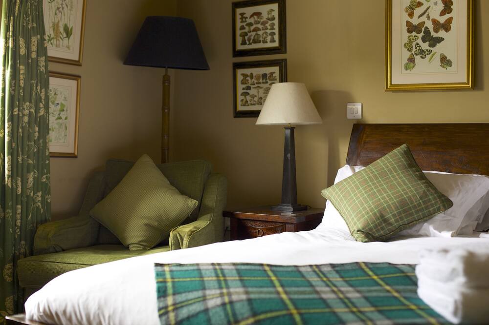 Photo of Bedroom in Lower Froyle