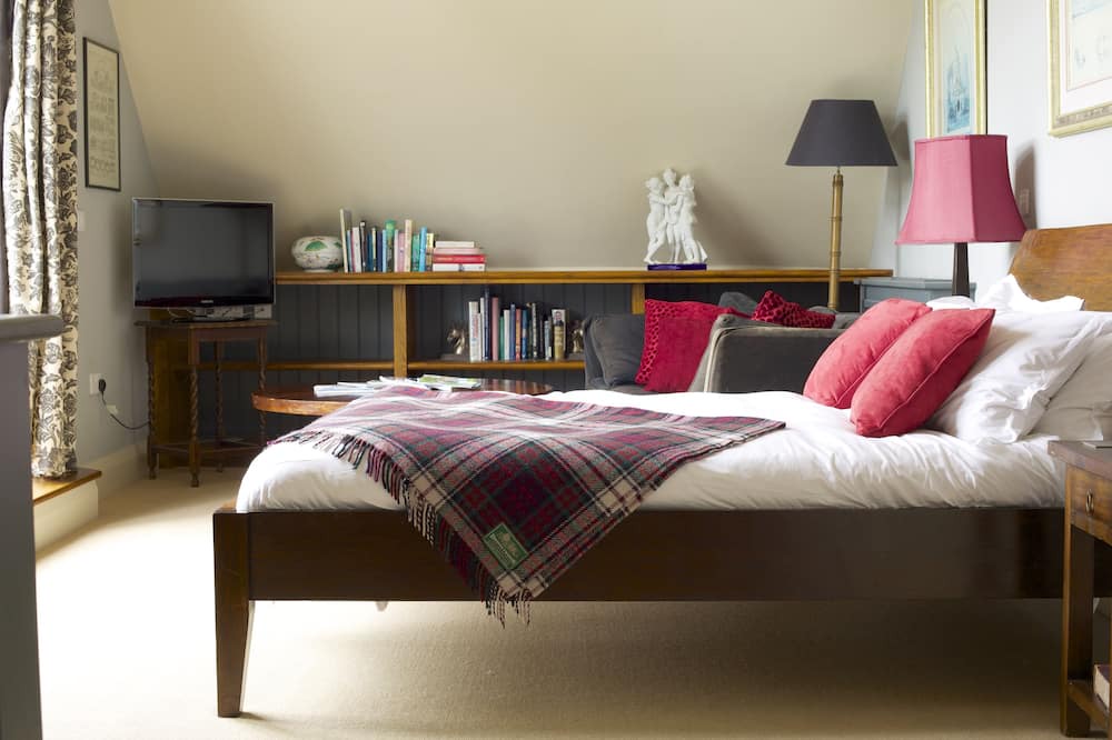 Photo of Bedroom in Lower Froyle