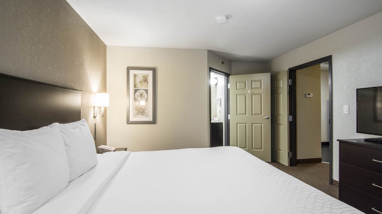 Photo of Bedroom in Thompson